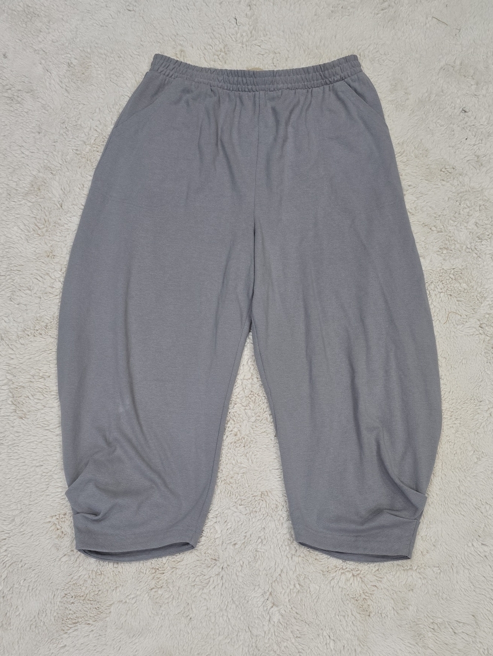 Free People Gray Elastic-Waist Jogger Capris